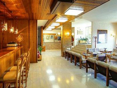 Hotel Zeus Delphi Bagian luar foto