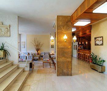 Hotel Zeus Delphi Bagian luar foto